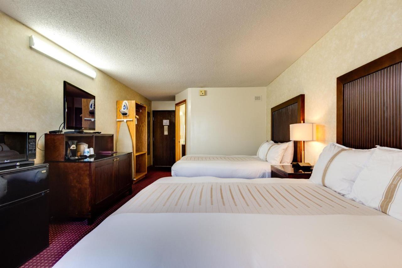 Fireside Inn And Suites Devils Lake Zewnętrze zdjęcie